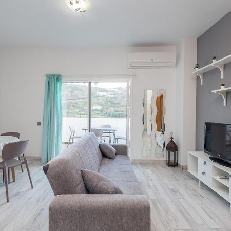 Balcon De La Mina Suites - Aircon And Terrace With Views เบกา เด ซานมาเตโอ ภายนอก รูปภาพ