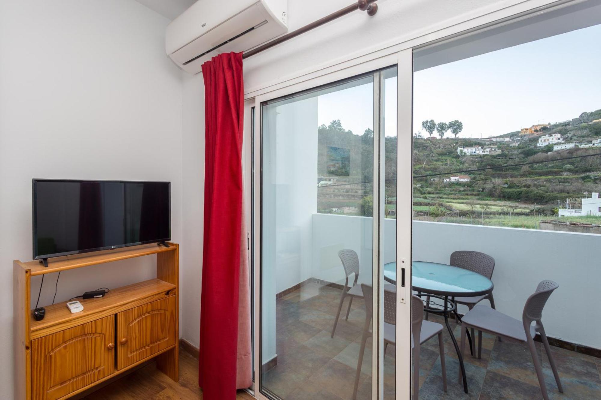 Balcon De La Mina Suites - Aircon And Terrace With Views เบกา เด ซานมาเตโอ ภายนอก รูปภาพ